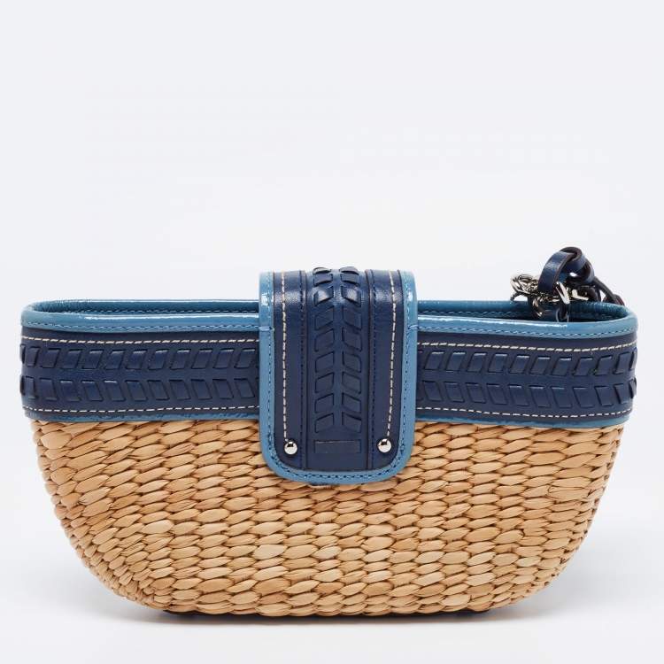 Pre Owned Coach Two Tone Blue Straw and Leather Turnlock Clutch