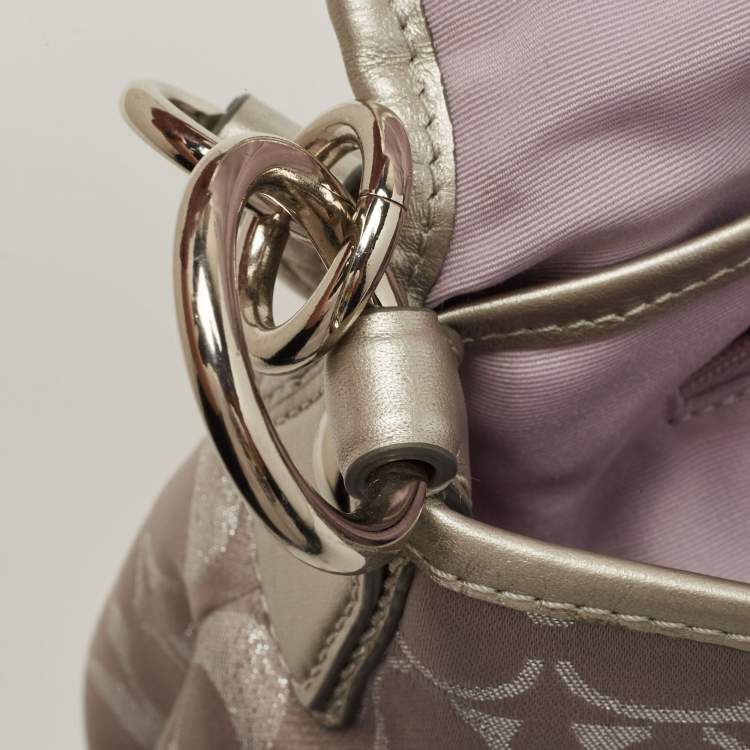 Pre Owned Coach Grey Signature Fabric and Leather Buckle Shoulder Bag