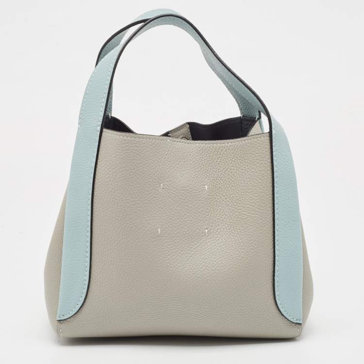 Pre Owned Coach Grey/Blue Pebbled Leather Hadley 21 Hobo