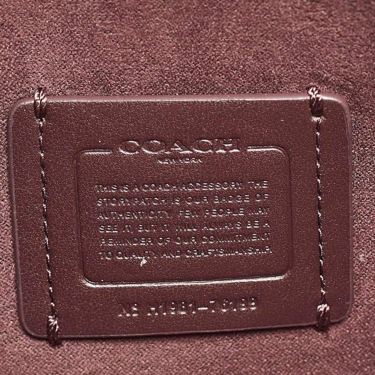 Pre Owned Coach Tricolor Leather Tabby Chain Clutch