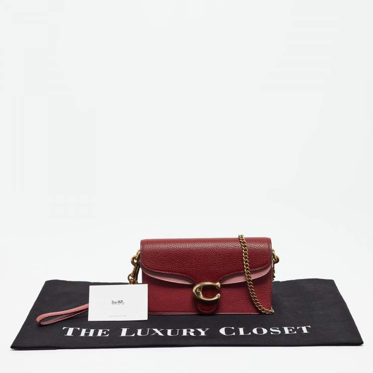 Pre Owned Coach Tricolor Leather Tabby Chain Clutch