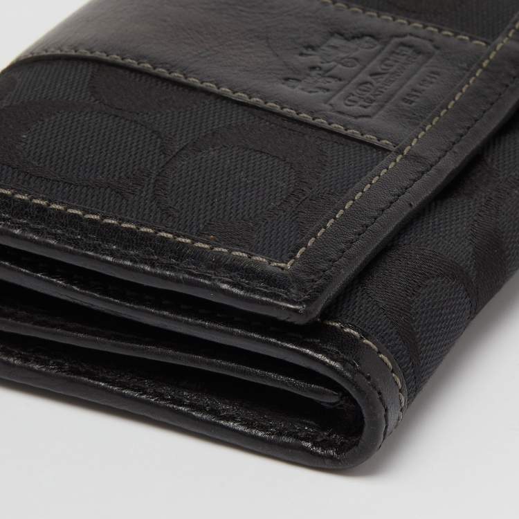 Pre Owned Coach Black Signature Canvas and Leather Continental Wallet