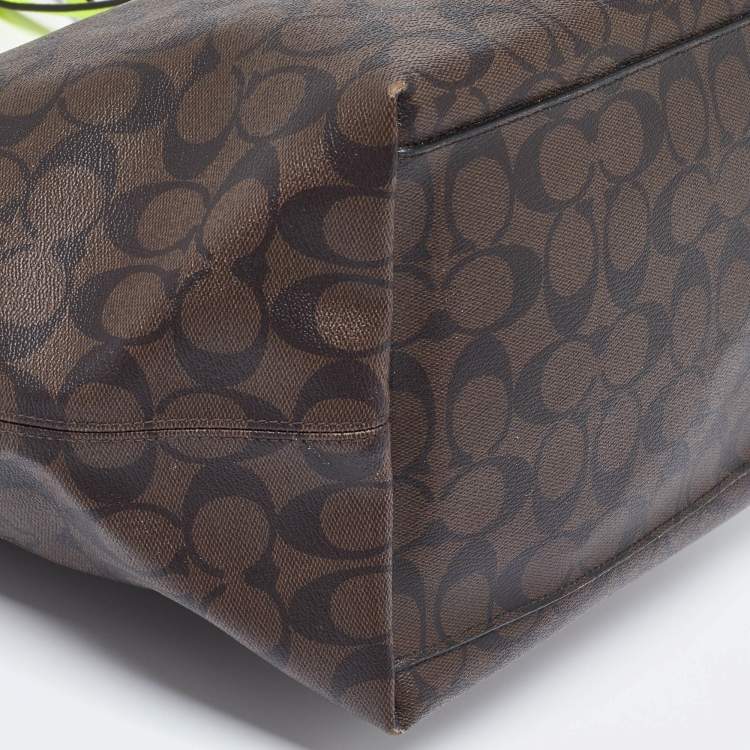 مملوكة مسبقًا Coach Green/Brown Signature Coated Canvas and Leather Street Zip Tote