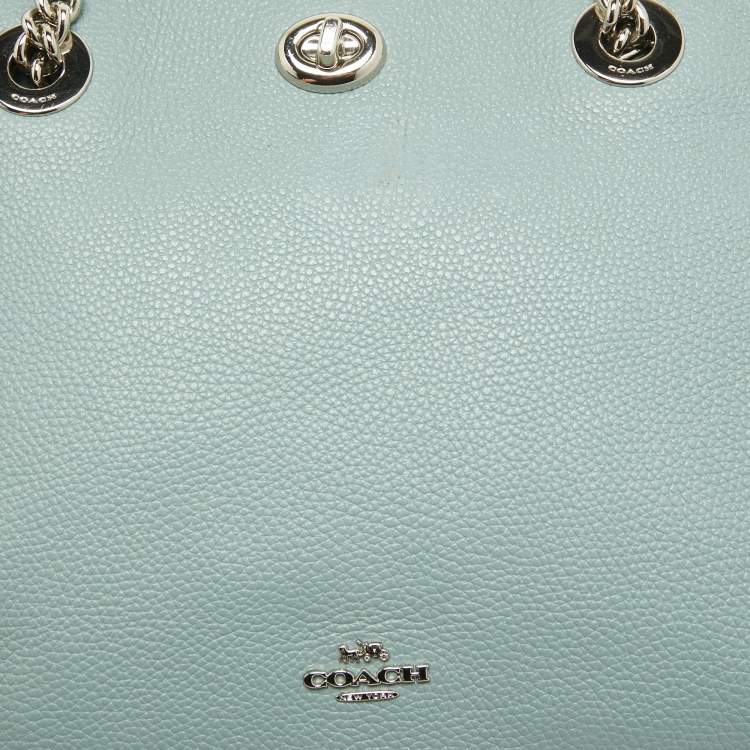 مملوكة مسبقًا Coach Light Blue Leather Turnlock Chain Tote