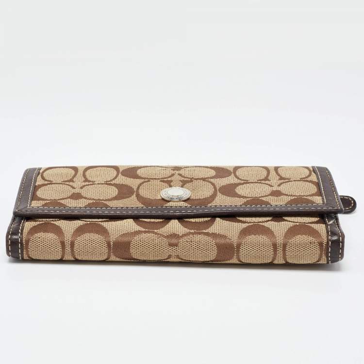 Pre Owned Coach Beige/Brown Signature Canvas and Leather Continental Wallet