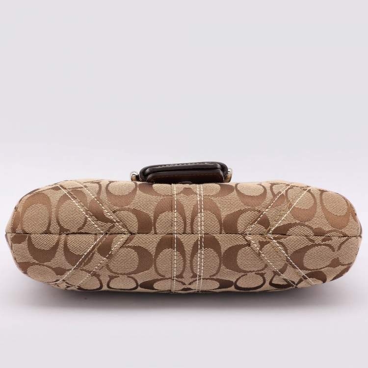 Pre Owned Coach Beige/Brown Signature Canvas Soho Vintage Flap Shoulder Bag