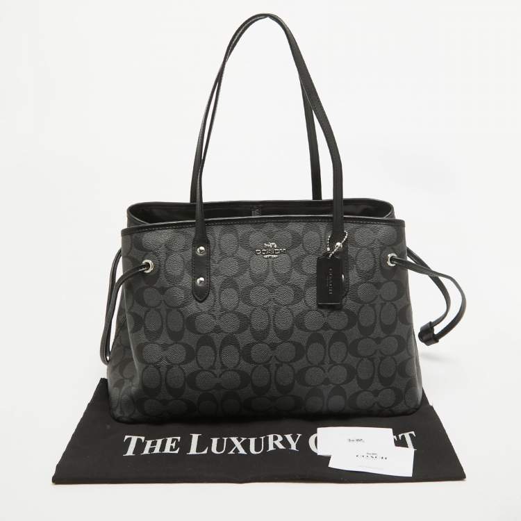 Pre Owned Coach Black/Grey Signature Coated Canvas Drawstring Carryall Bag