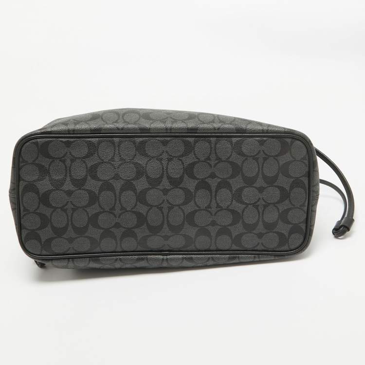 Pre Owned Coach Black/Grey Signature Coated Canvas Drawstring Carryall Bag