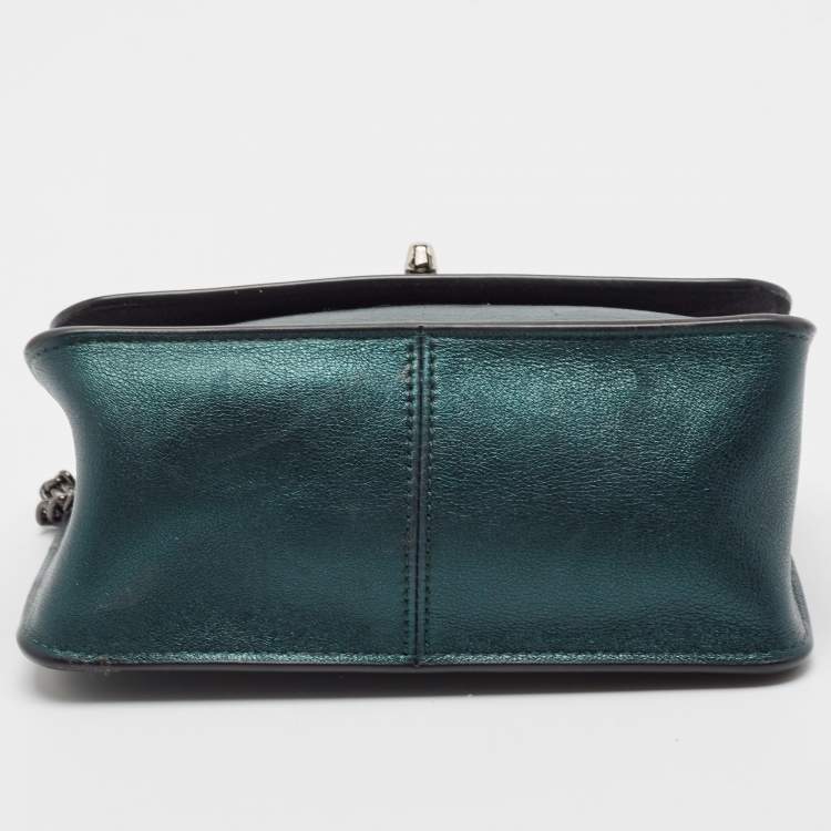 مملوكة مسبقًا Coach Metallic Green Leather Bowery Crossbody Bag