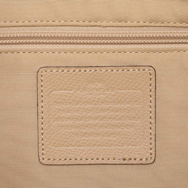 Pre Owned Coach Beige Leather Street Top Zip Tote