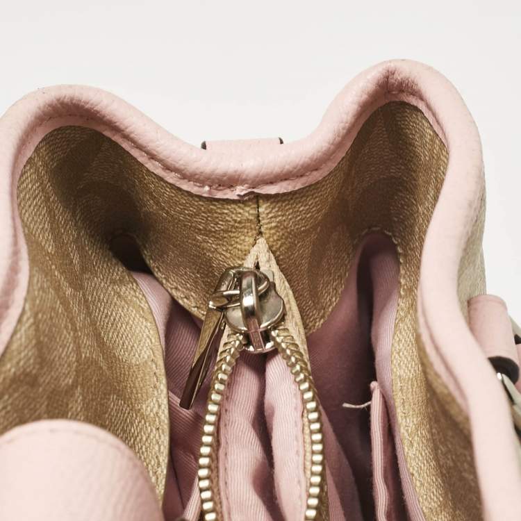 مملوكة مسبقًا Coach Pink/Beige Signature Coated Canvas Margot Carryall Satchel