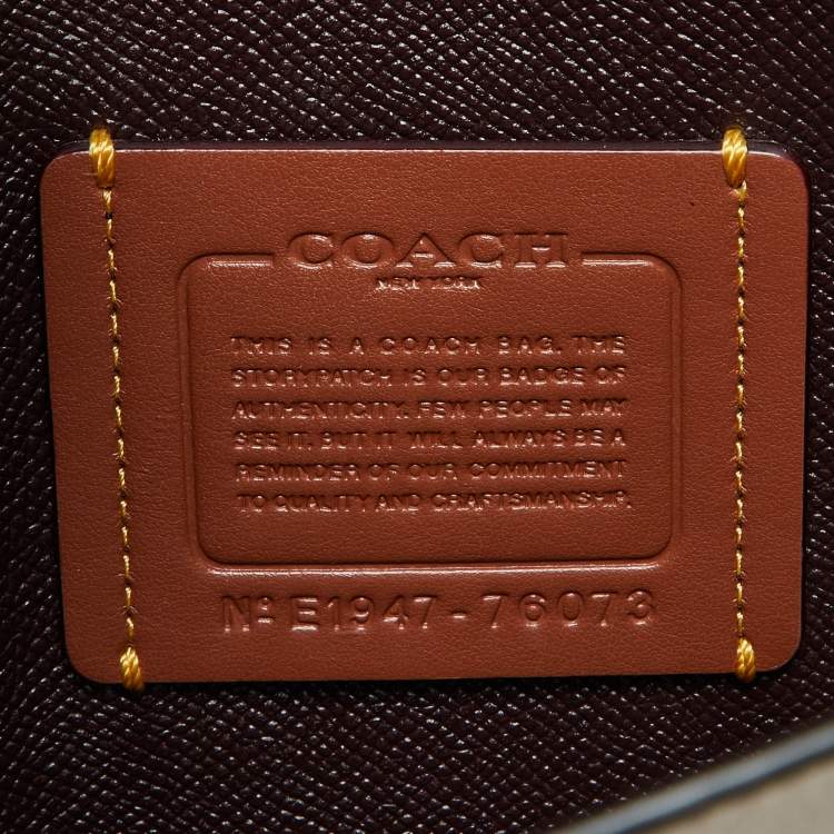 مملوكة مسبقًا Coach White/Brown Leather and Signature Coated Canvas Charlie Carryall Tote