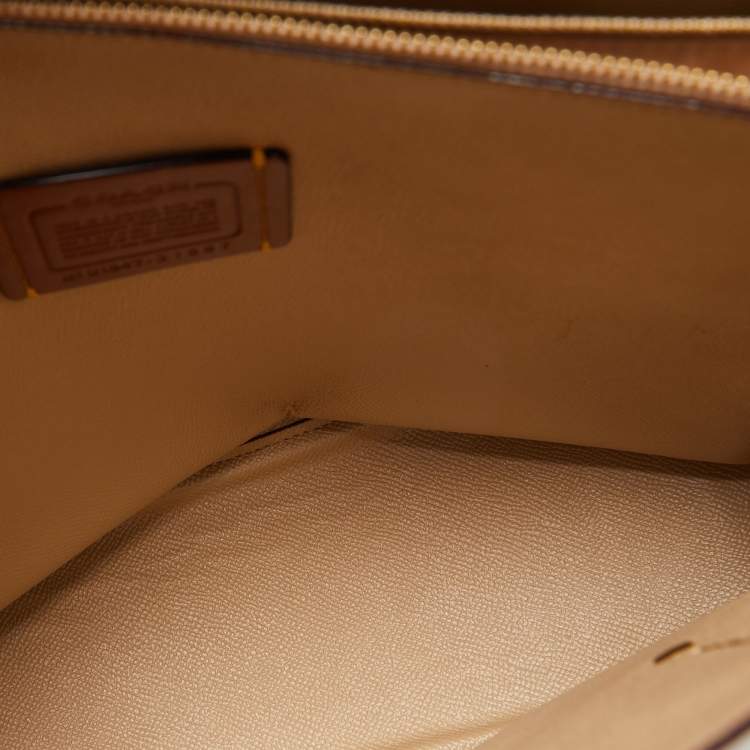 مملوكة مسبقًا Coach Brown/White Signature Floral Coated Canvas and Leather Charlie Carryall Tote
