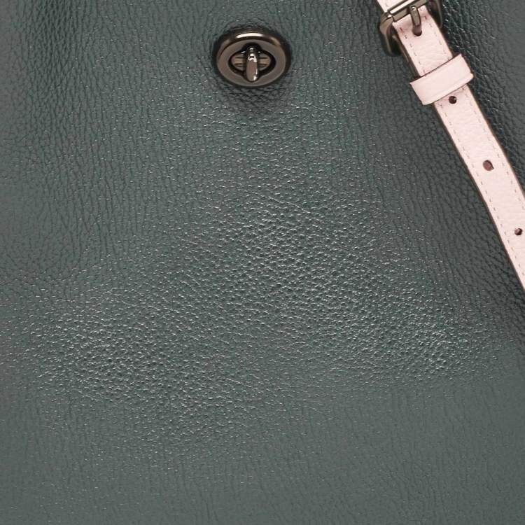 Pre Owned Coach Dark Green Leather Willow Bucket Bag