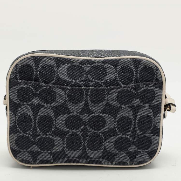 Pre Owned Coach Blue Signature Canvas Jes Camera Crossbody Bag