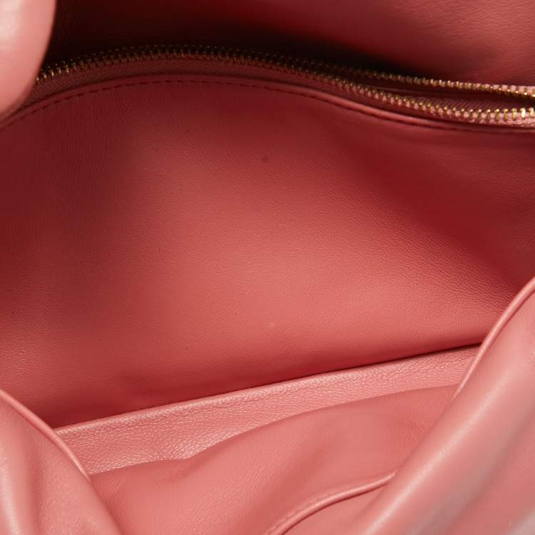 مملوكة مسبقًا Coach Dark Pink Leather Tabby Pillow 26 Shoulder Bag