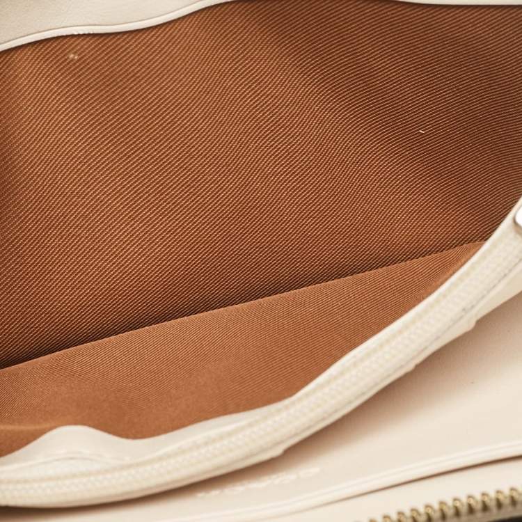 Pre Owned Coach Beige Siganture Coated Canvas and Leather Zip Around Wristlet Wallet