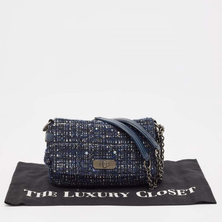 Pre Owned Coach Navy Blue Tweed and Leather Chelsea Turnlock Shoulder Bag