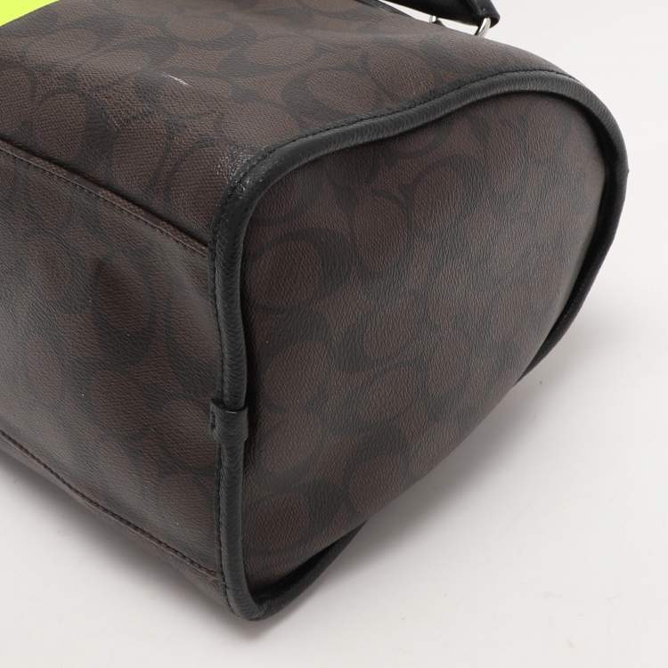مملوكة مسبقًا Coach Brown/Black Signature Coated Canvas and Leather Carriage Print Satchel