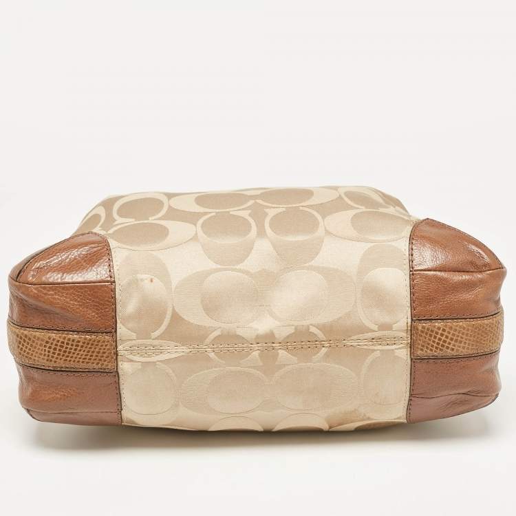 مملوكة مسبقًا Coach Brown/Beige Signature Fabric and Snakeskin Effect Peyton Hobo