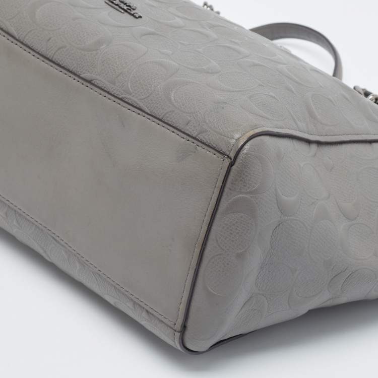 Pre Owned Coach Grey Signature Embossed Leather Turnlock Chain Tote