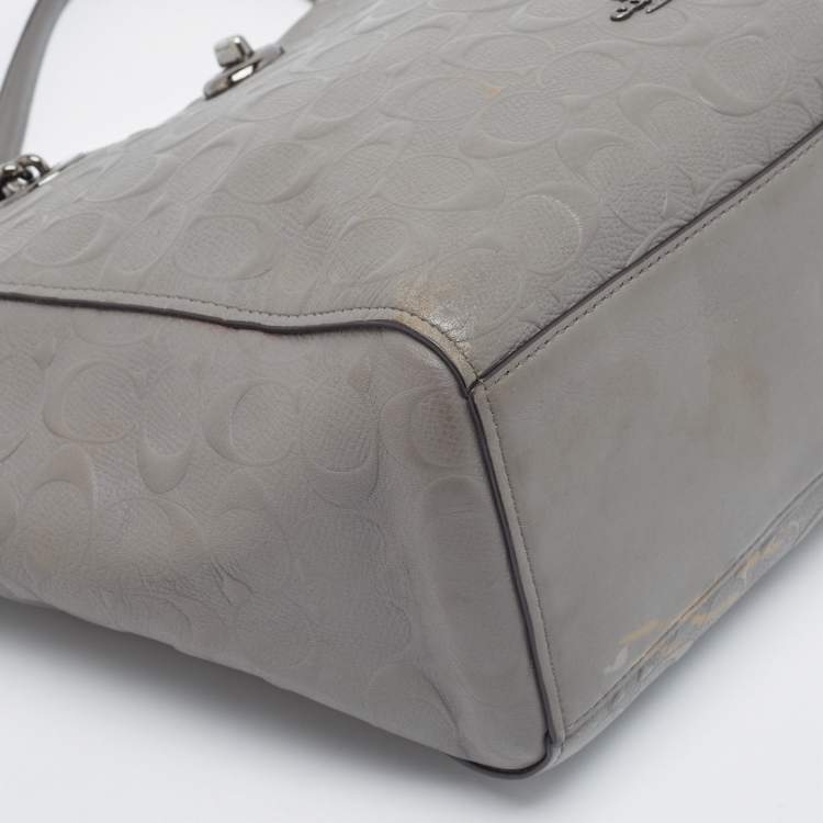 Pre Owned Coach Grey Signature Embossed Leather Turnlock Chain Tote