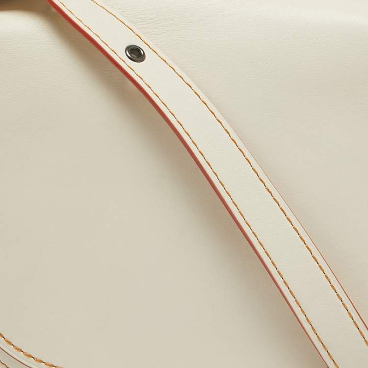Pre Owned Coach off White Leather Saddle 23 Crossbody Bag