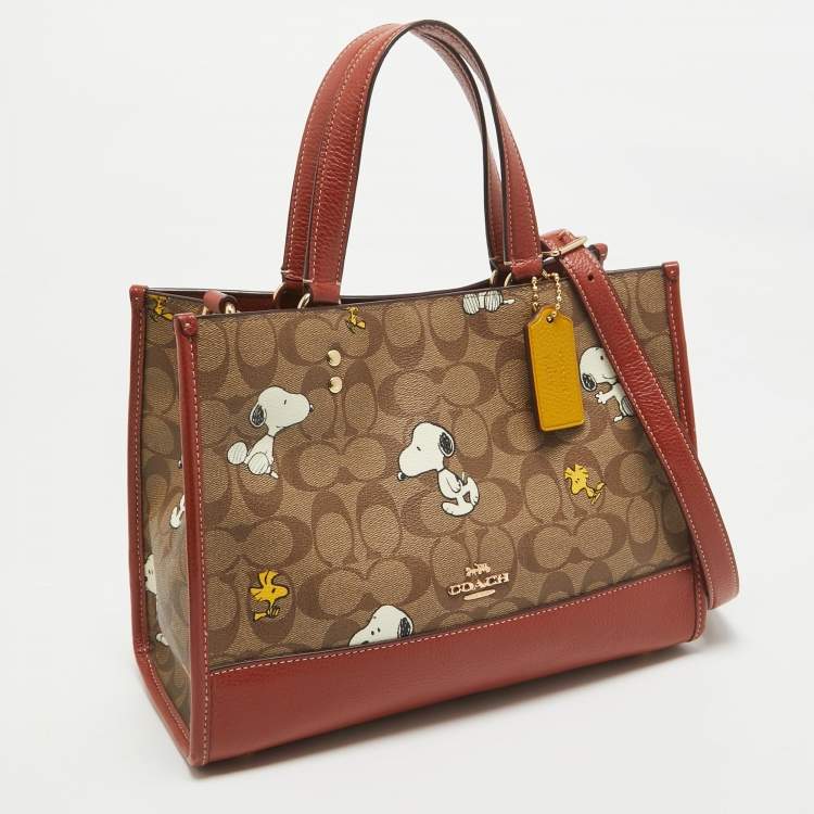 مملوكة مسبقًا Coach x Peanuts Khaki/Woody Red Snoopy Woodstock Print Coated Canvas Dempsey Carryall Bag