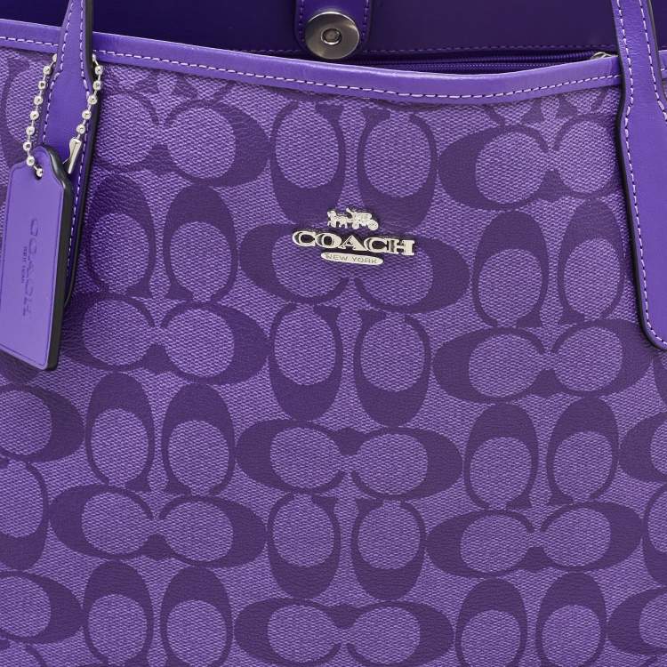Pre Owned Coach Purple Signature Coated Canvas and Leather Reversible City Tote