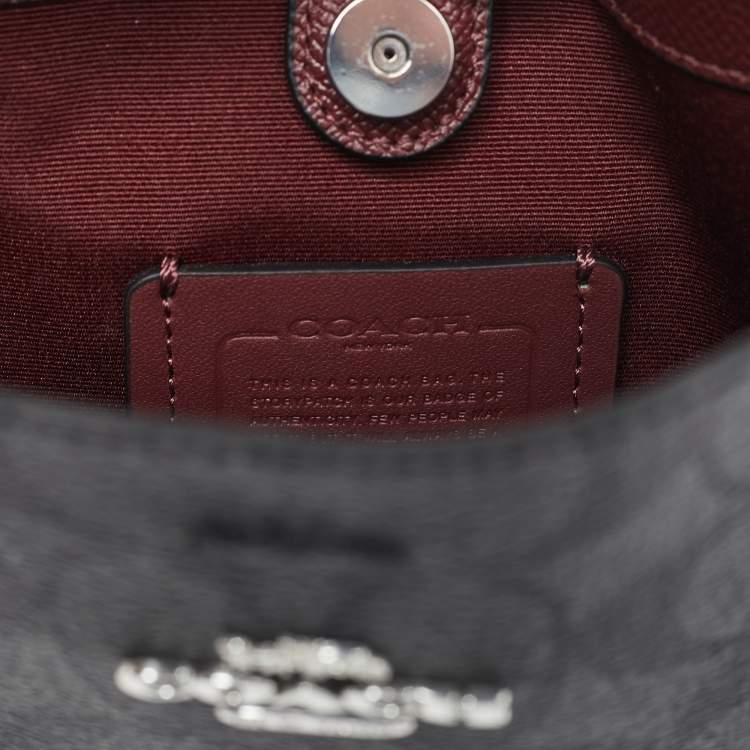 Pre Owned Coach Black/Grey Signature Coated Canvas Small Town Bucket Bag