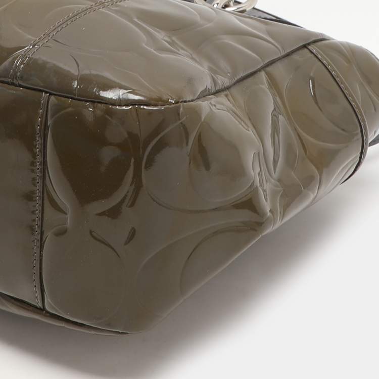 Pre Owned Coach Olive Green Op Art Embossed Patent Leather East West Gallery Tote
