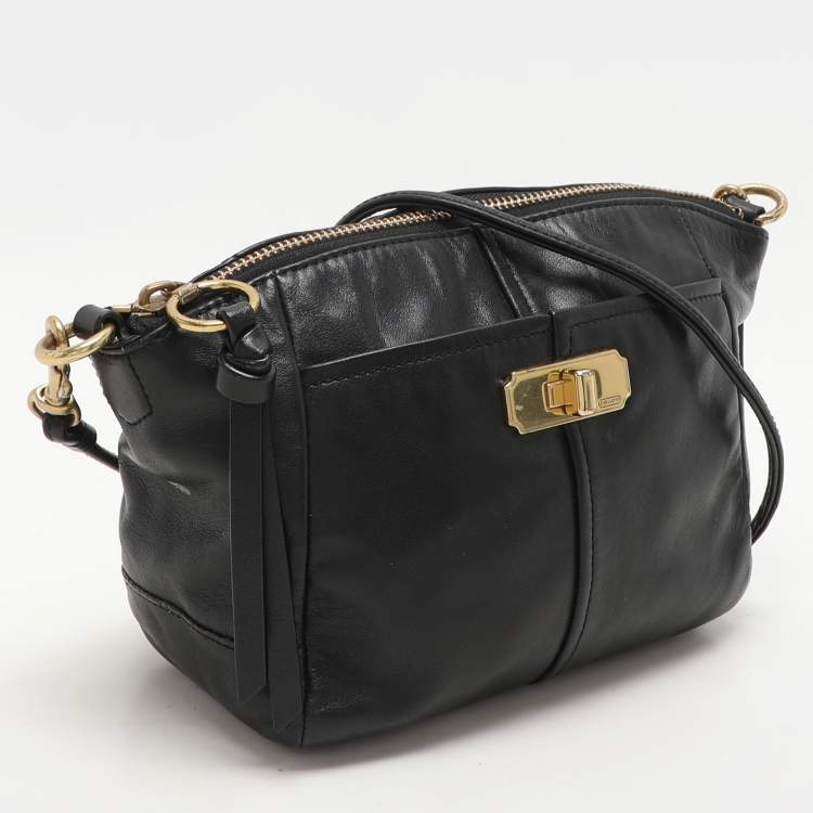 Pre Owned Coach Black Leather Crossbody Bag