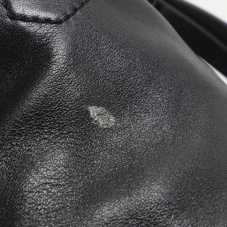 Pre Owned Coach Black Leather Crossbody Bag
