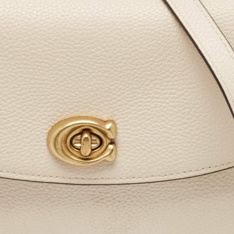 مملوكة مسبقًا Coach Off White Leather Cassie 19 Crossbody Bag