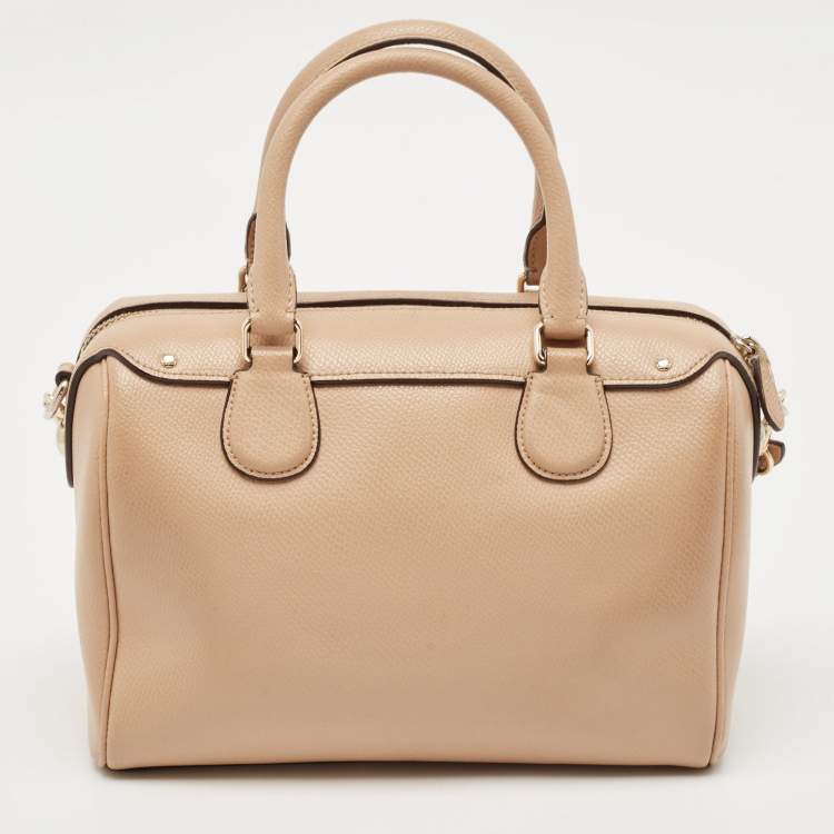 مملوكة مسبقًا Coach Beige Leather Mini Bennett Satchel