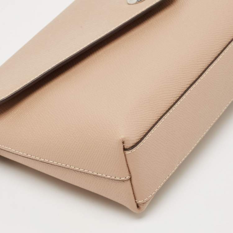Pre Owned Coach Beige Leather Wyn Wristlet Pouch
