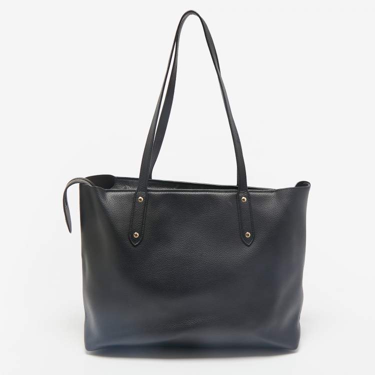 Pre Owned Coach Black Leather Central Zip Tote