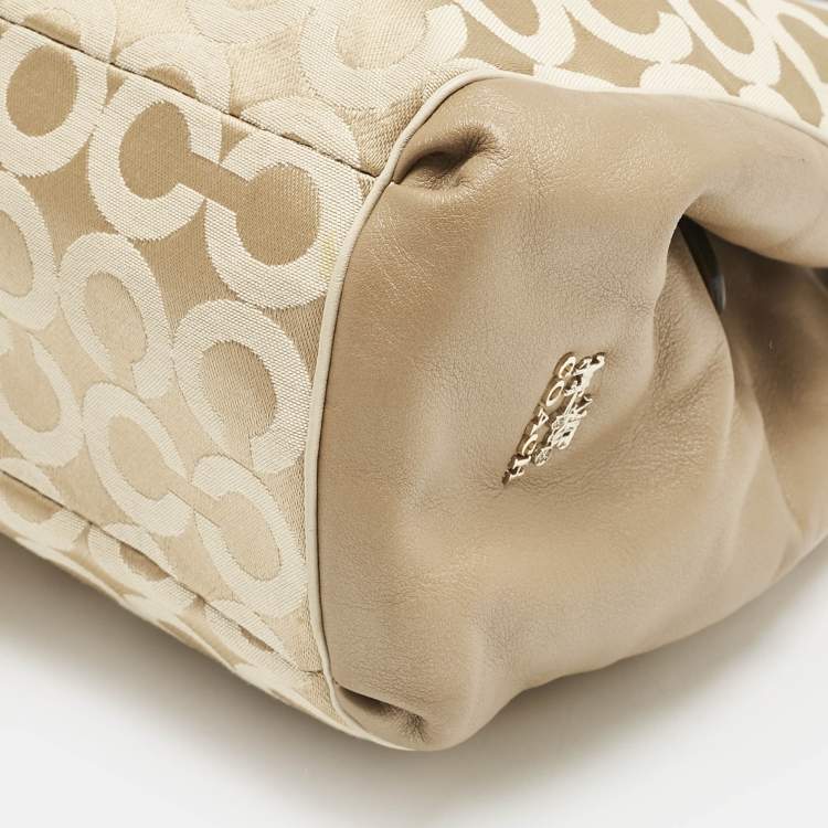 Pre Owned Coach Beige Signature Canvas and Leather Edie 31 Satchel