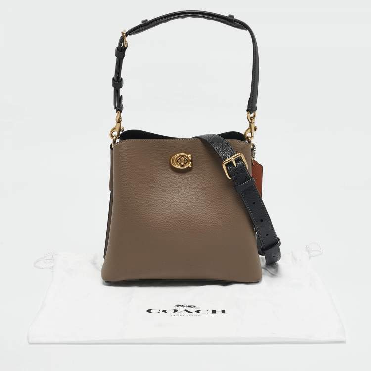 Pre Owned Coach Grey Leather Willow Bucket Bag