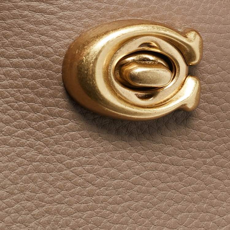 Pre Owned Coach Grey Leather Willow Bucket Bag