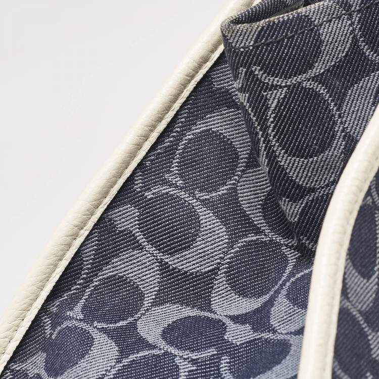 Pre Owned Coach Blue/White Signature Denim and Leather Dempsey Tote
