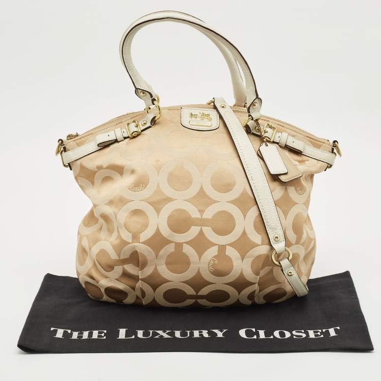 Pre Owned Coach White/Beige Signature Canvas Sophia Madison Tote