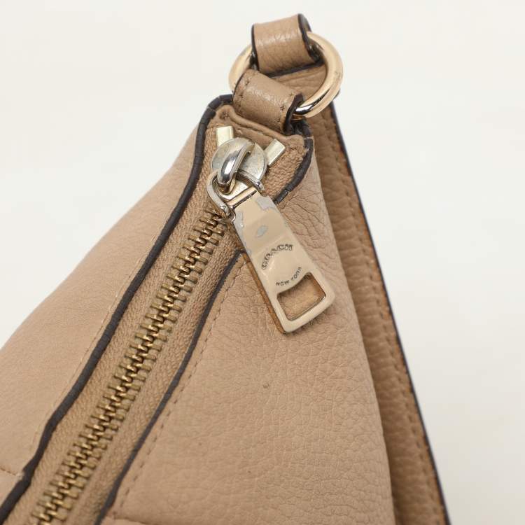 Pre Owned Coach Beige Pebbled Leather Prairie Satchel
