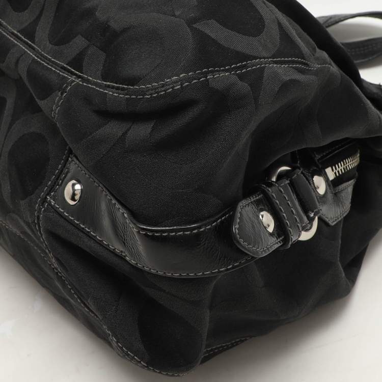 مملوكة مسبقًا Coach Black Signature Canvas and Leather Op Art Madison Hobo
