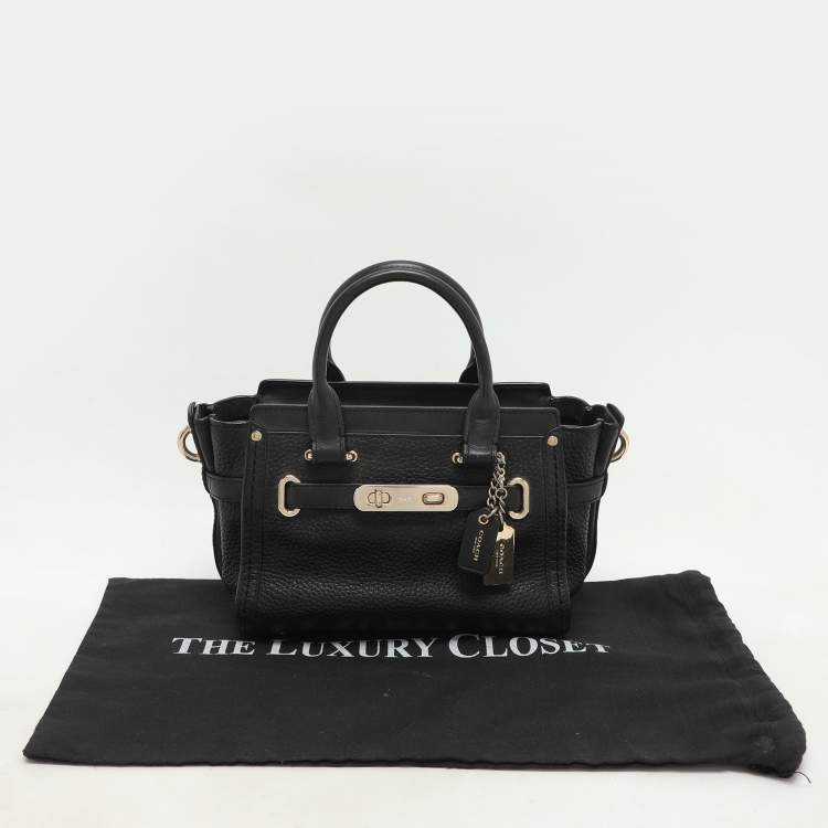 Pre Owned Coach Black Leather Swagger 20 Tote