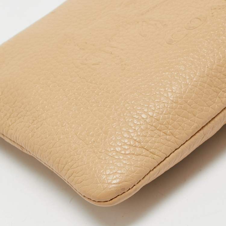 Pre Owned Coach Beige Leather Zip Wristlet Pouch