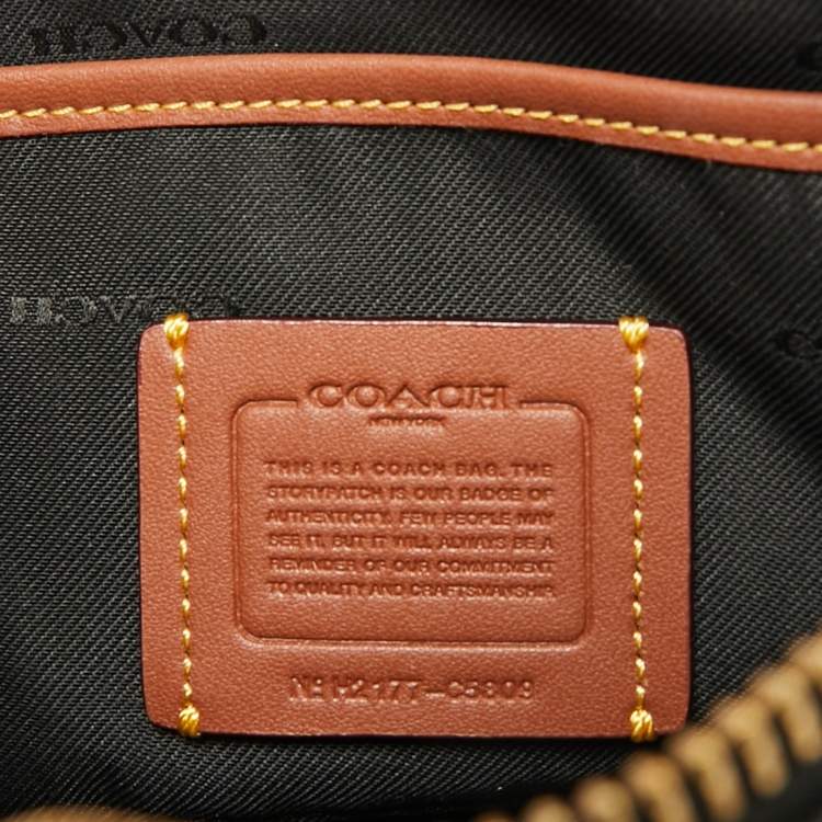 Pre Owned Coach Black Pebble Leather Camera Crossbody Bag