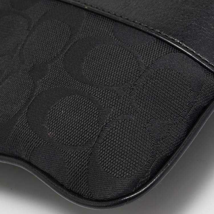 Pre Owned Coach Black Signature Canvas and Leather Swingpack Crossbody Bag