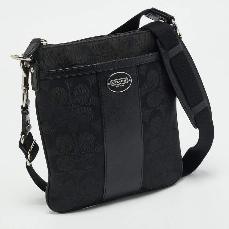 Pre Owned Coach Black Signature Canvas and Leather Swingpack Crossbody Bag
