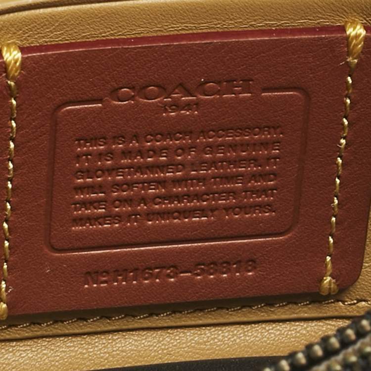 Pre Owned Coach Black Leather Wristlet Clutch